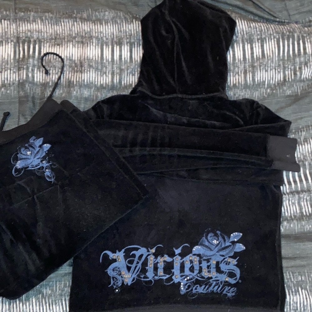 Sz M & L -Juicy Couture velour, zip hooded, sweat suit! (M) jacket- (L) pants